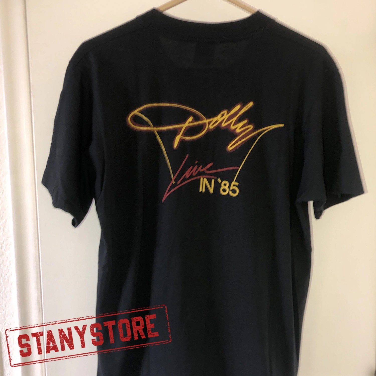RARE Vintage 1985 Dolly Parton Tour Dolly Live in '85 Shirt 1 1985 Dolly Parton Tour Dolly Live in 85 Back