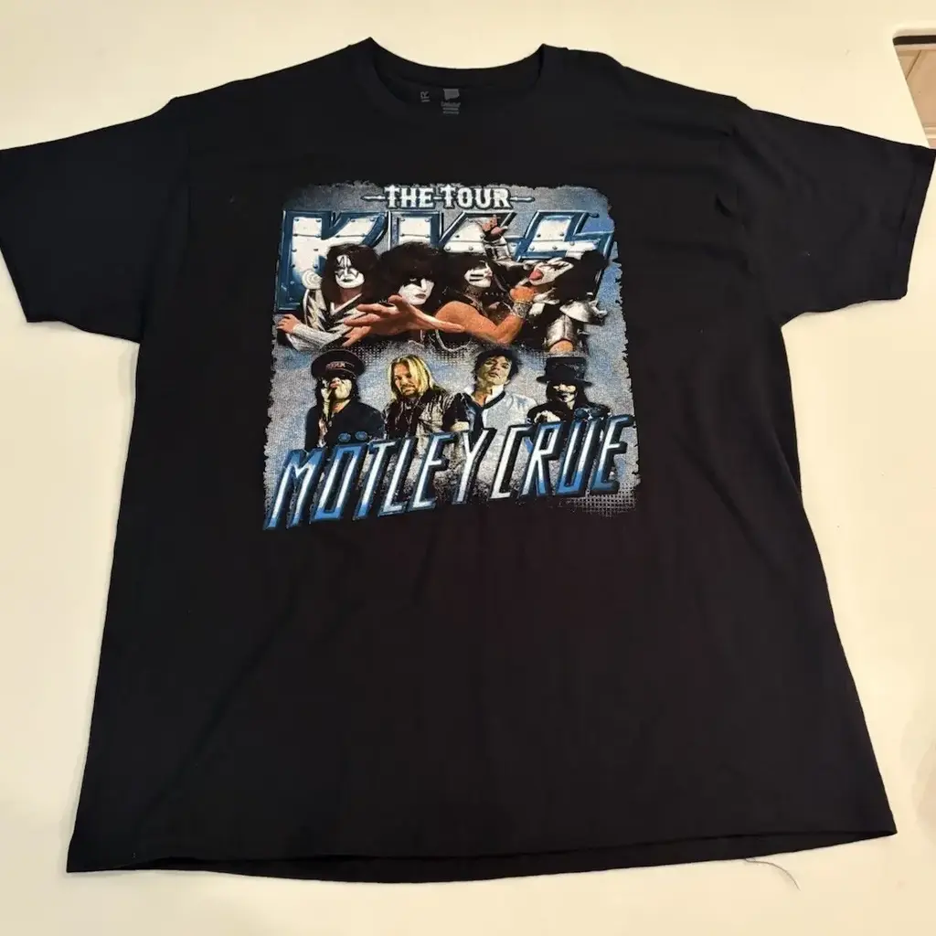 Kiss And Motley Crue Tour T Shirt 070221