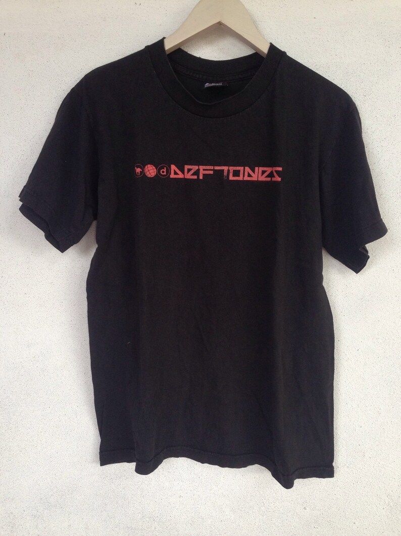 Deftones Band Tour Concert Tshirt
