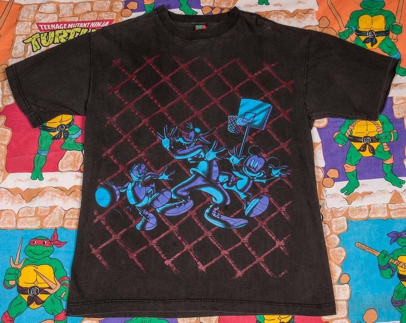 Disney Mickey Mouse Donald Duck Goofy Basketball T Shirt