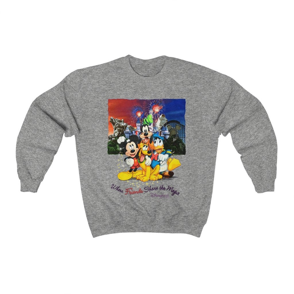 Disneyland Mickey Family Cartoon Graphic Sweatshirt 211016