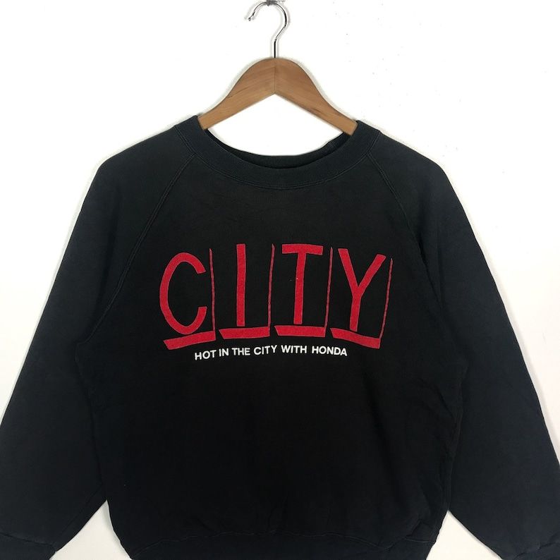 Honda Sr Printed City Hot In The City With Hondavintage Honda Sr Memorabilia Motorsport Honda Sr Sweatshirt