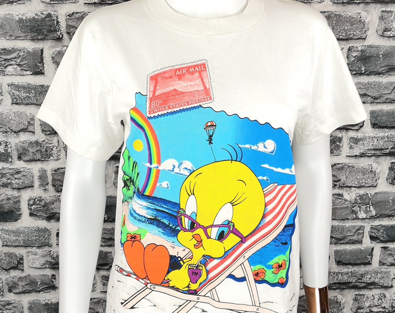 Looney Tunes Tweety Unworn Vintage T-Shirt Dc Comic Tee / Marvel Movie / Spiderman / Hulk / Drstrange / Avengers / Akira