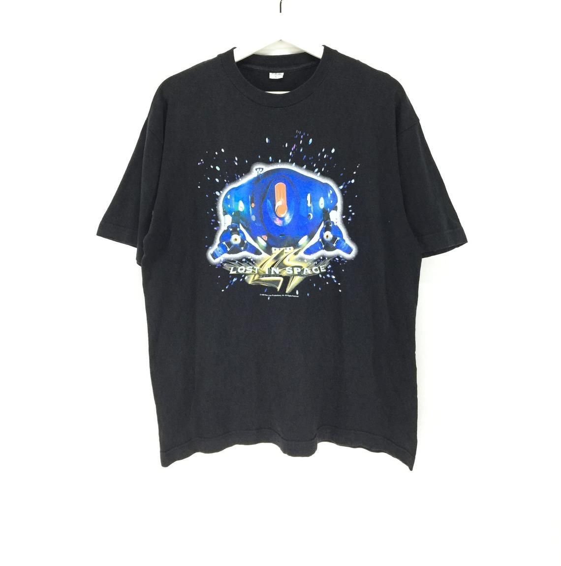 Lost in space vintage 90s science-fiction adventure film shirt