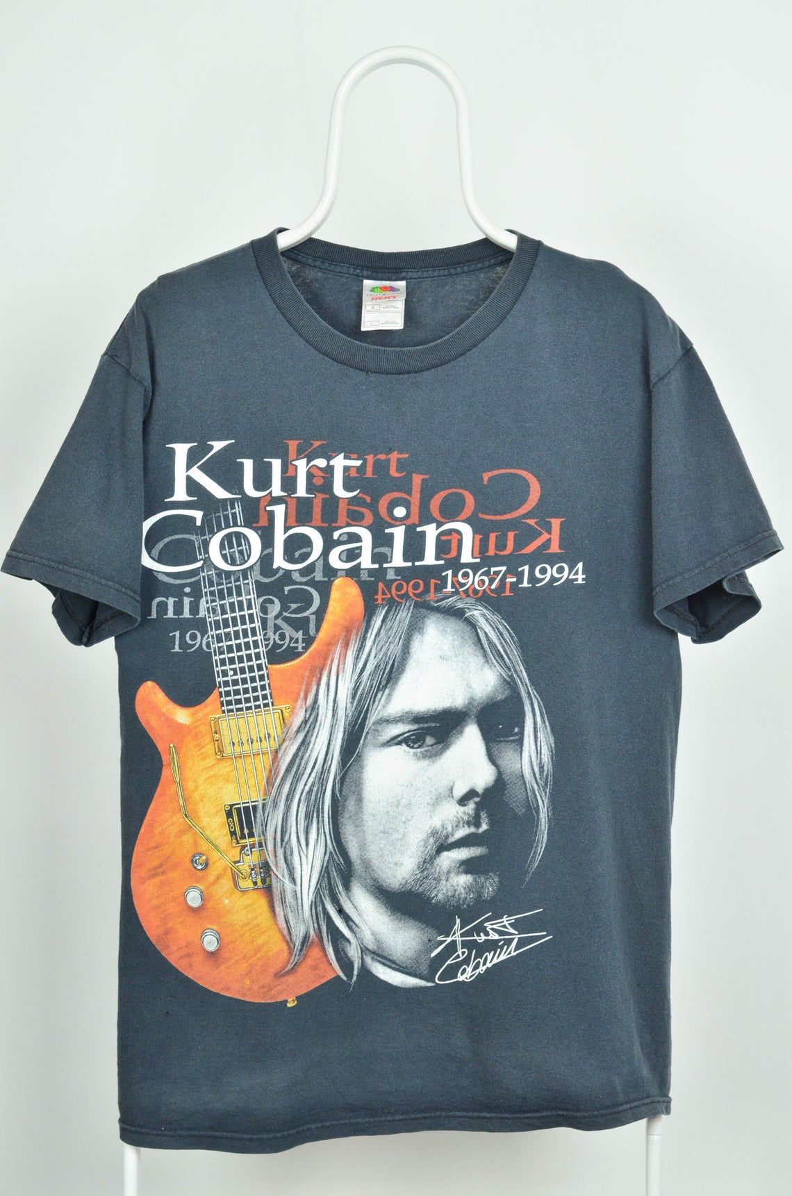 Men's Kurt Cobain Nirvana Vintage 00s Retro Memorible Rock Band Shirt