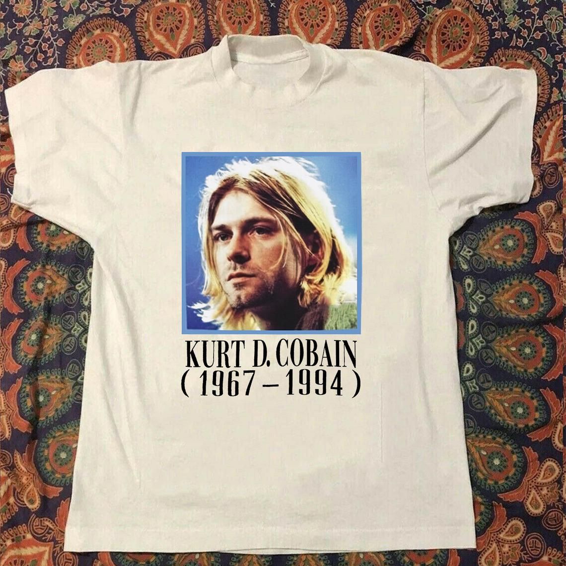 NIRVANA Shirt 90s Rock Grunge band Kurt Cobain Memorial Shirt VTG