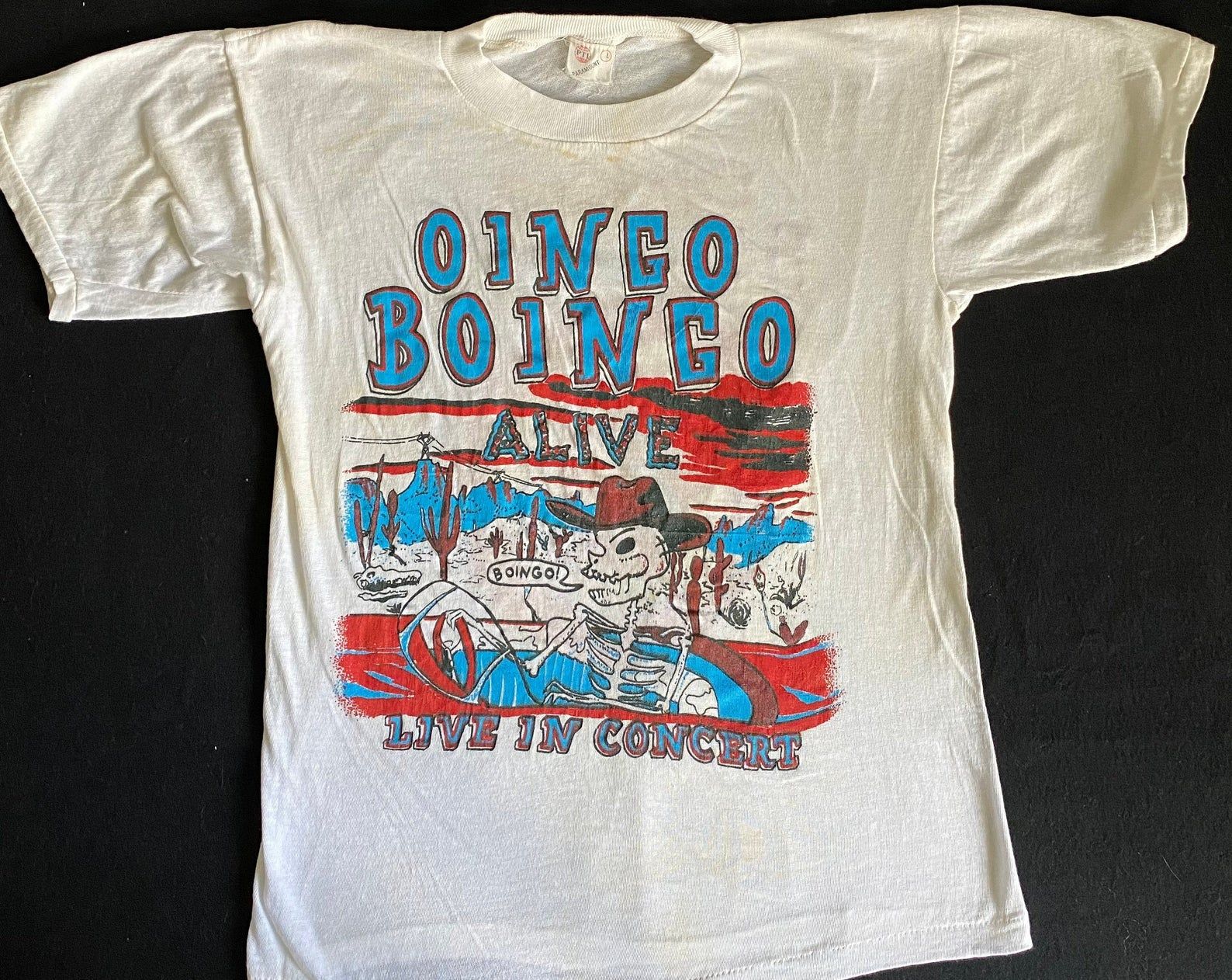 Oingo Boingo Live In Concert 80'S Rare And Scarce Amazing Graphics Double Sided Soft And Sweet Band T Shirt / oingo boingo live in concert 80s rare and scarce amazing graphics double sided soft and sweet band t shirt
