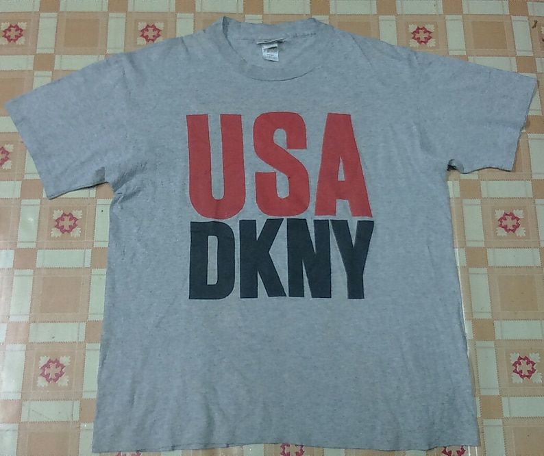 Rare Vintage Dkny Donna Karan New York Big Logo T Shirt