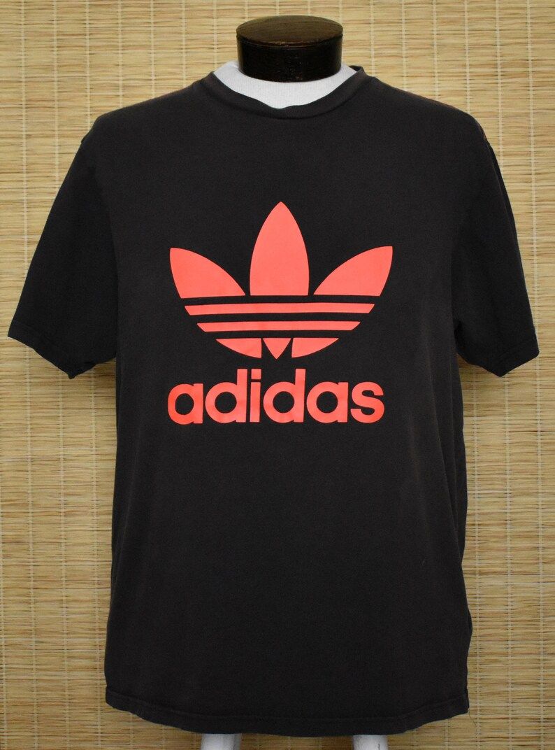 Retro Adidas T Shirt Trefoil Logo Crewneck Tee Edium To Large