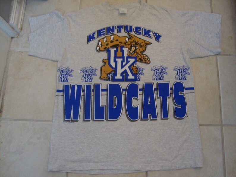 True Vintage 90S Ncaa University Of Kentucky Wildcats Sportswear Fan Gray T Shirt