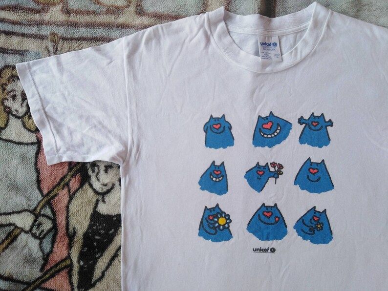 Unicef Tshirt The United Nations Childrens Fund White Tee Vintage Very Good Condition unicef tshirt the united nations childrens fund white tee vintage very good condition mni4l