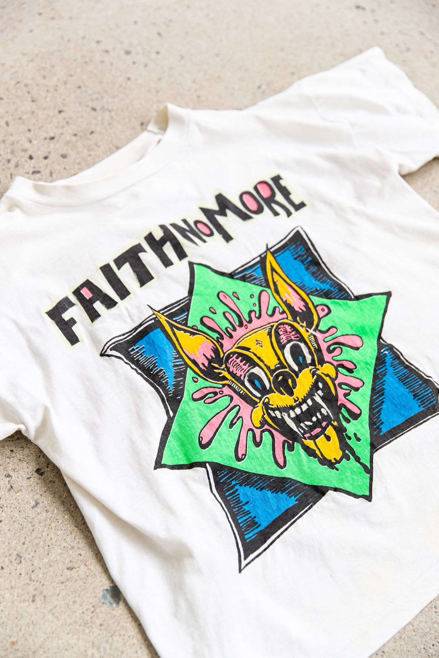 Very Rare Vintage 1990'S Faith No More Kozik T-Shirt