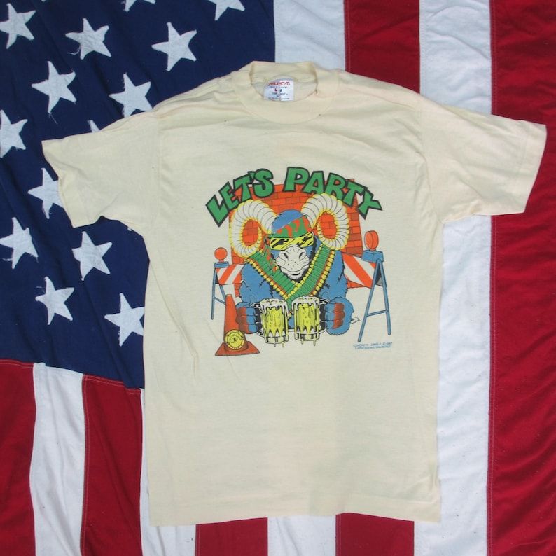 Vintage 1980S Lets Party Cartoon Ram With Beers Graphic T Shirt Small Medium Made In Usa Soft Thin Beige Sunglasses Comic Alcohol Bar