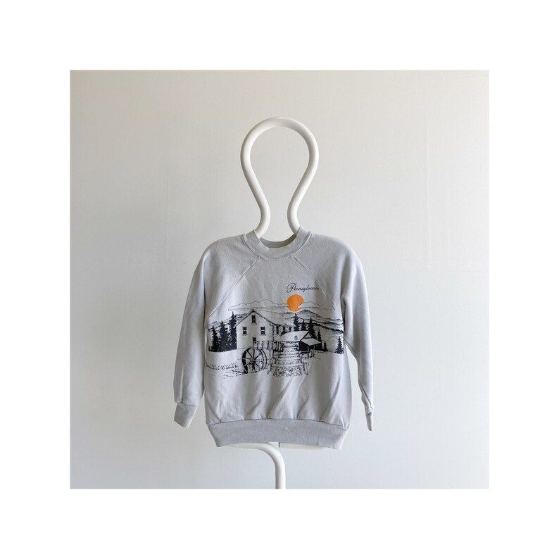 Vintage 1989 Airwaves Pennsylvania Graphic Sweatshirt With Stains