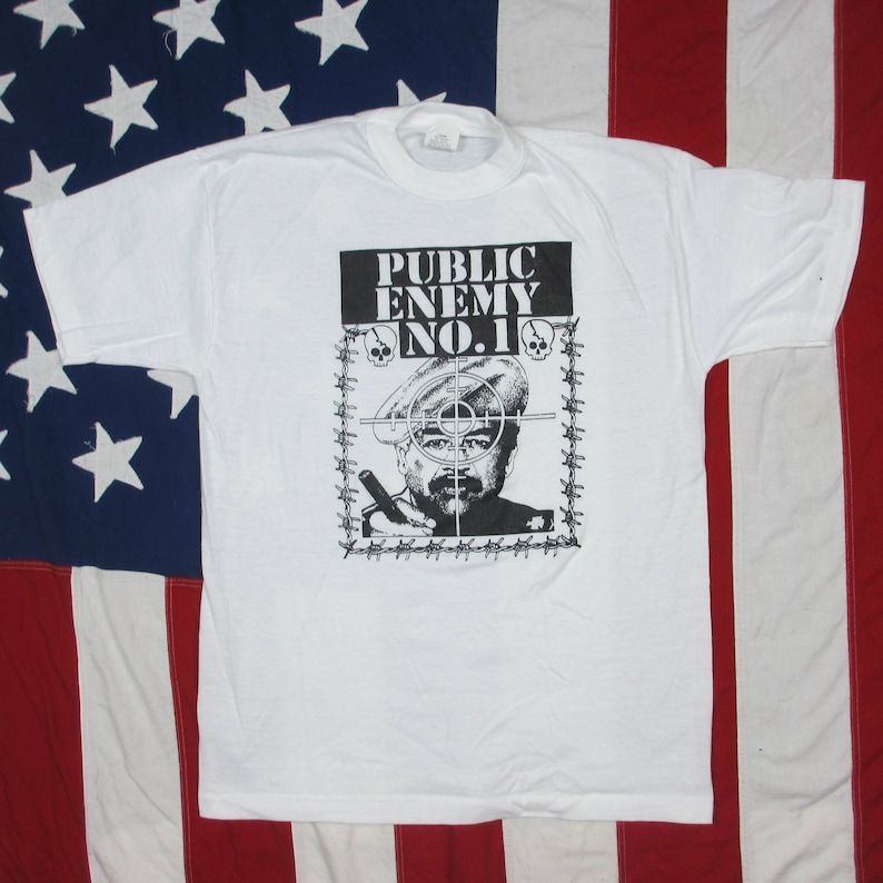 Vintage 1990S Saddam Hussein Public Enemy No 1 Graphic T Shirt Medium Large Soft Thin First Gulf War Desert Storm Militaria Rap Joke