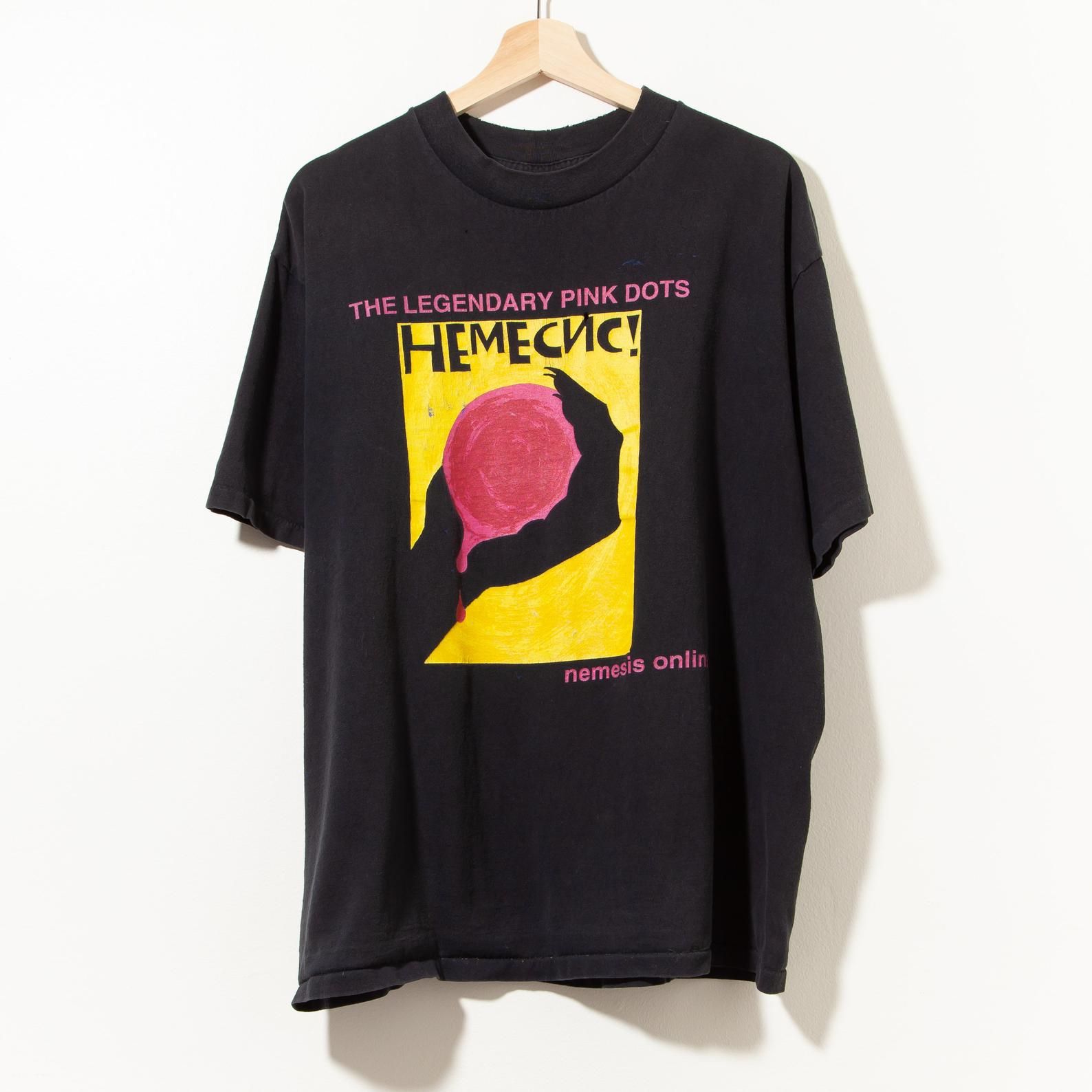 Vintage 1990S The Legendary Pink Dots Nemesis Online T-Shirt 1998 Single Stitch Distressed Made In Usa vintage 1990s the legendary pink dots nemesis online t shirt 1998 single stitch distressed made in usa m1nds