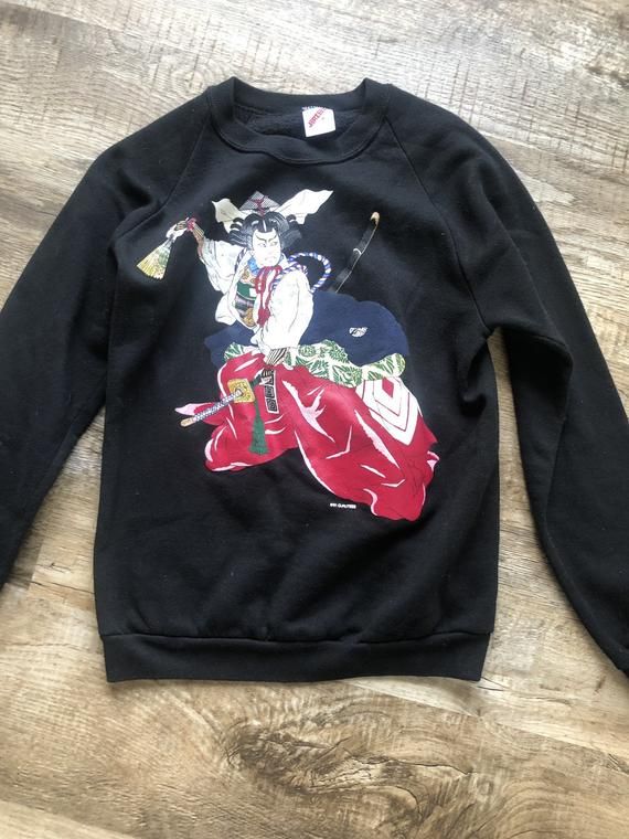 Vintage 1991 Qualitees Samurai Print shirt