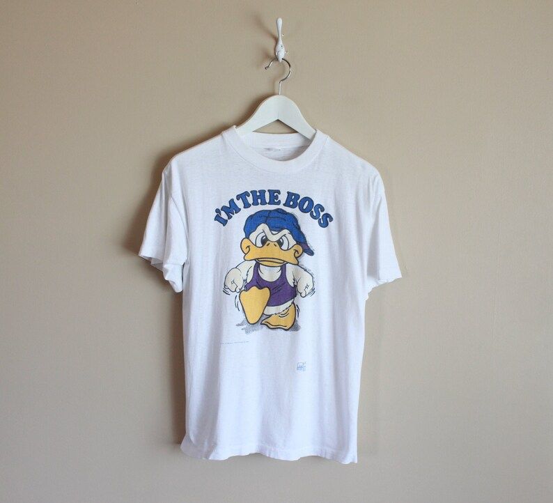 Vintage 1993 Im The Boss Tough Duck T Shirt Nicely Worn Thin Edium Single Stitch Cute Cartoons Howard The Duck Donald Duck vintage 1993 im the boss tough duck t shirt nicely worn thin edium single stitch cute cartoons howard the duck donald duck 0f8bl