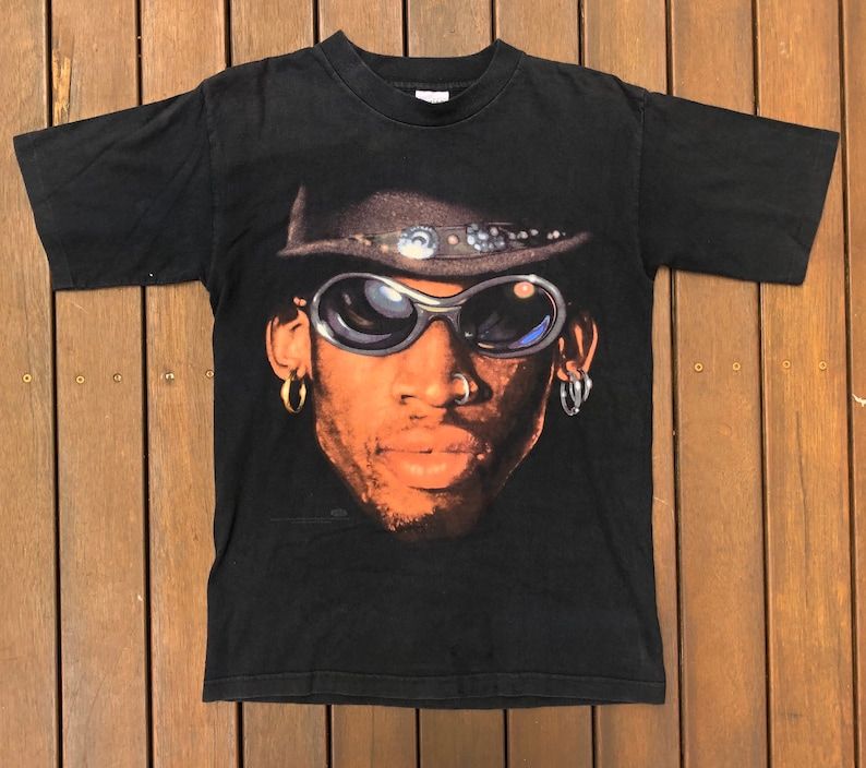 Vintage 1997 Dennis Rodman Signature Murina Tag Medium Graphic T Shirt Retro Hip Hop Streetwear Chicago Bulls Rodman Rare Tee