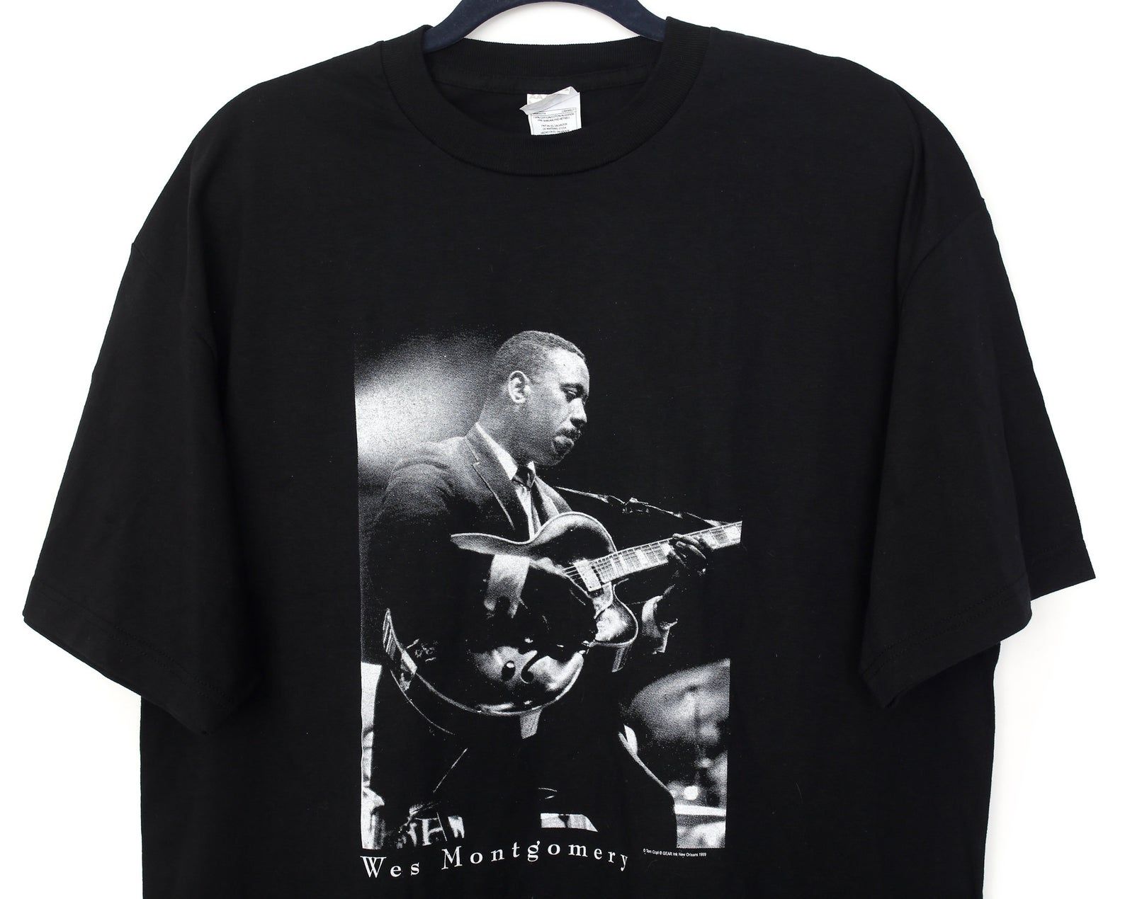 Vintage 1999 Wes Montgomery Jazz T-Shirt vintage 1999 wes montgomery jazz t shirt fj22s