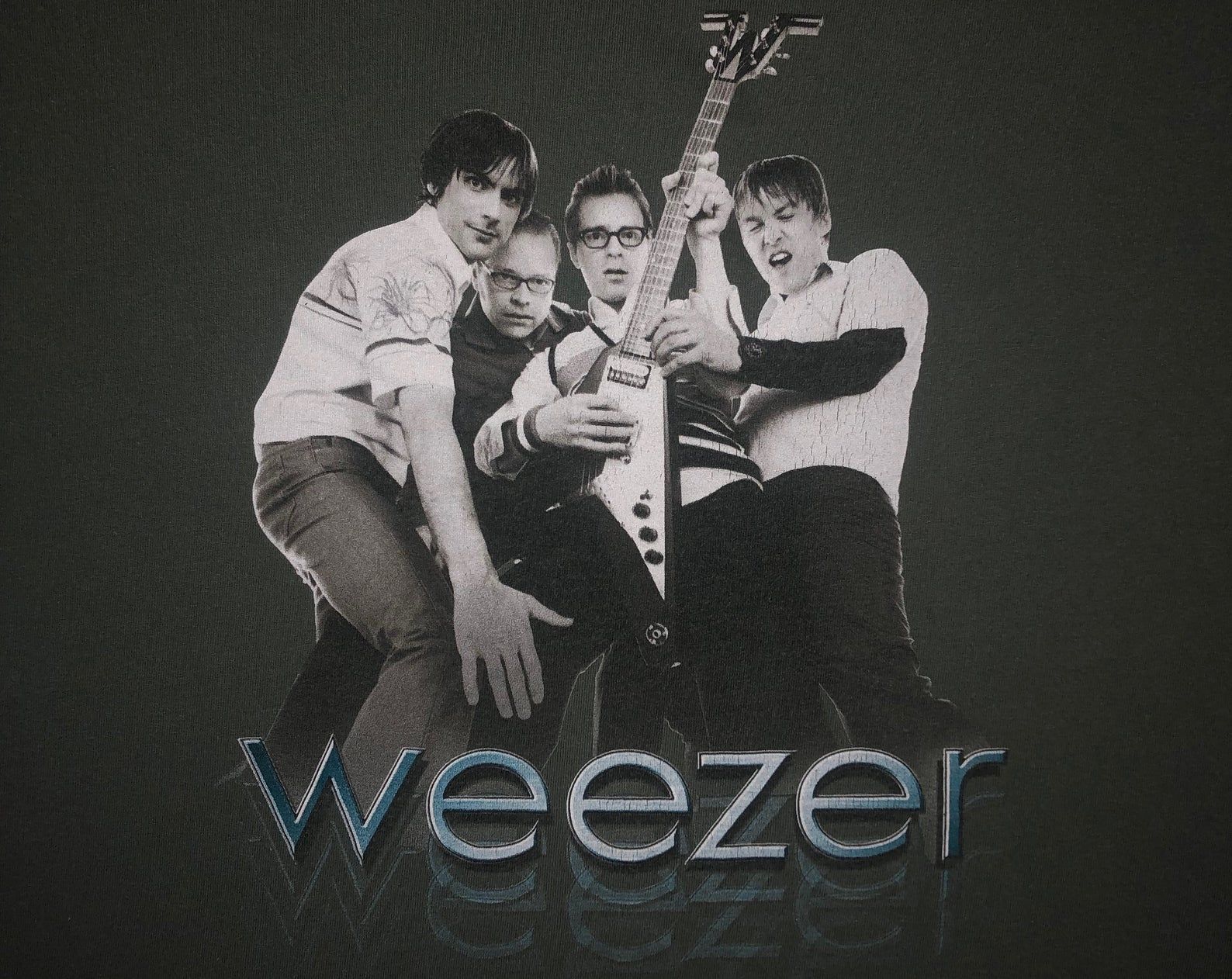 Vintage 2001 Weezer Concert T Shirt Hyper-Extended Midget Tour 2002 Dates