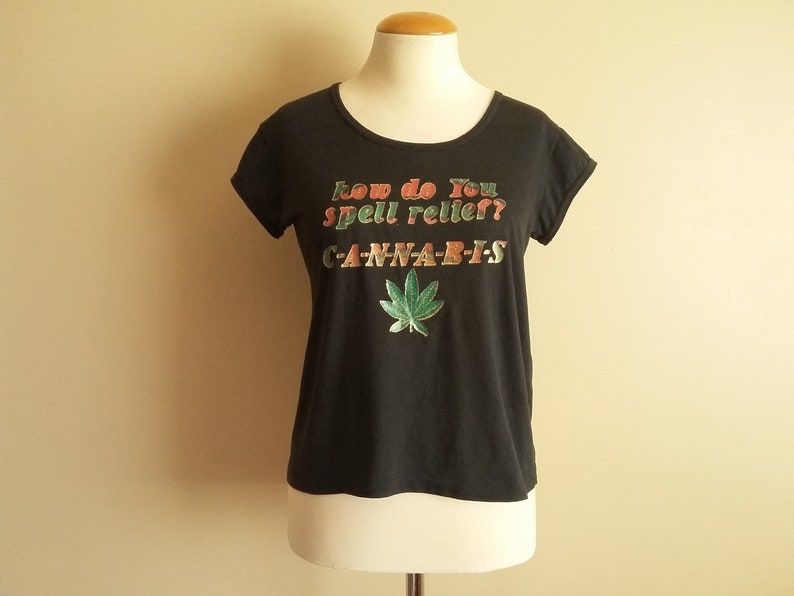 Vintage 70S Womens Cannabis T Shirt Glitter Print Novelty Funny Shirt Weed Marijuana Short Sleeve Single Stitched 50 50 M L