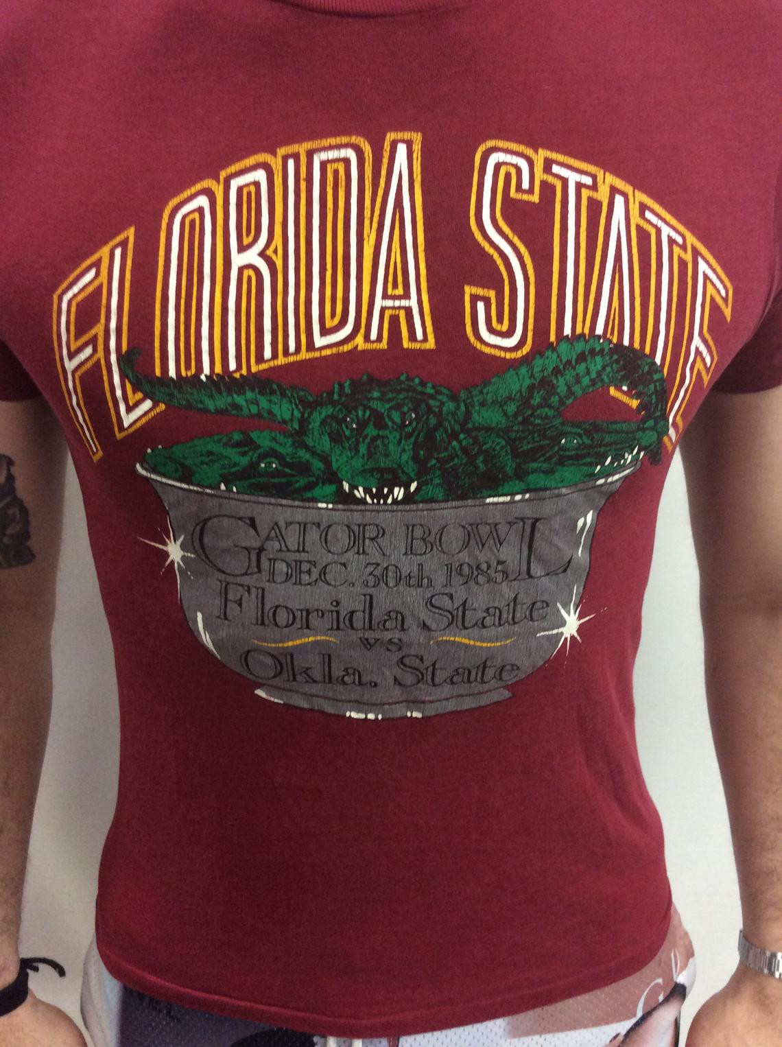 Vintage 80's 1985 Florida State University Seminoles College Football Gator Bowl Maroon Shirt