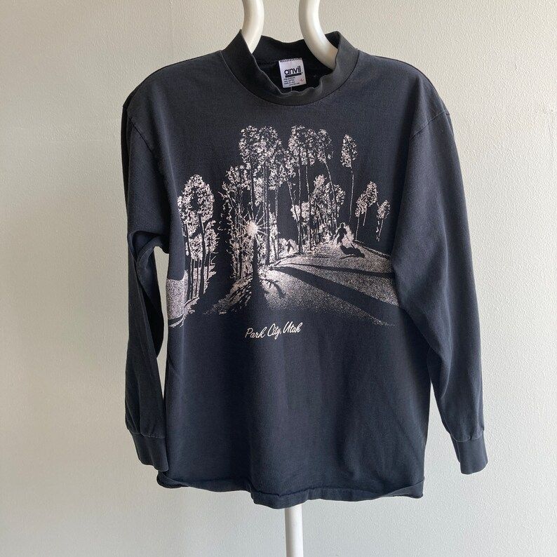 Vintage 80S 1986 Park City Utah Wrap Around Long Sleeve Mock Neck T Shirt By Anvil
