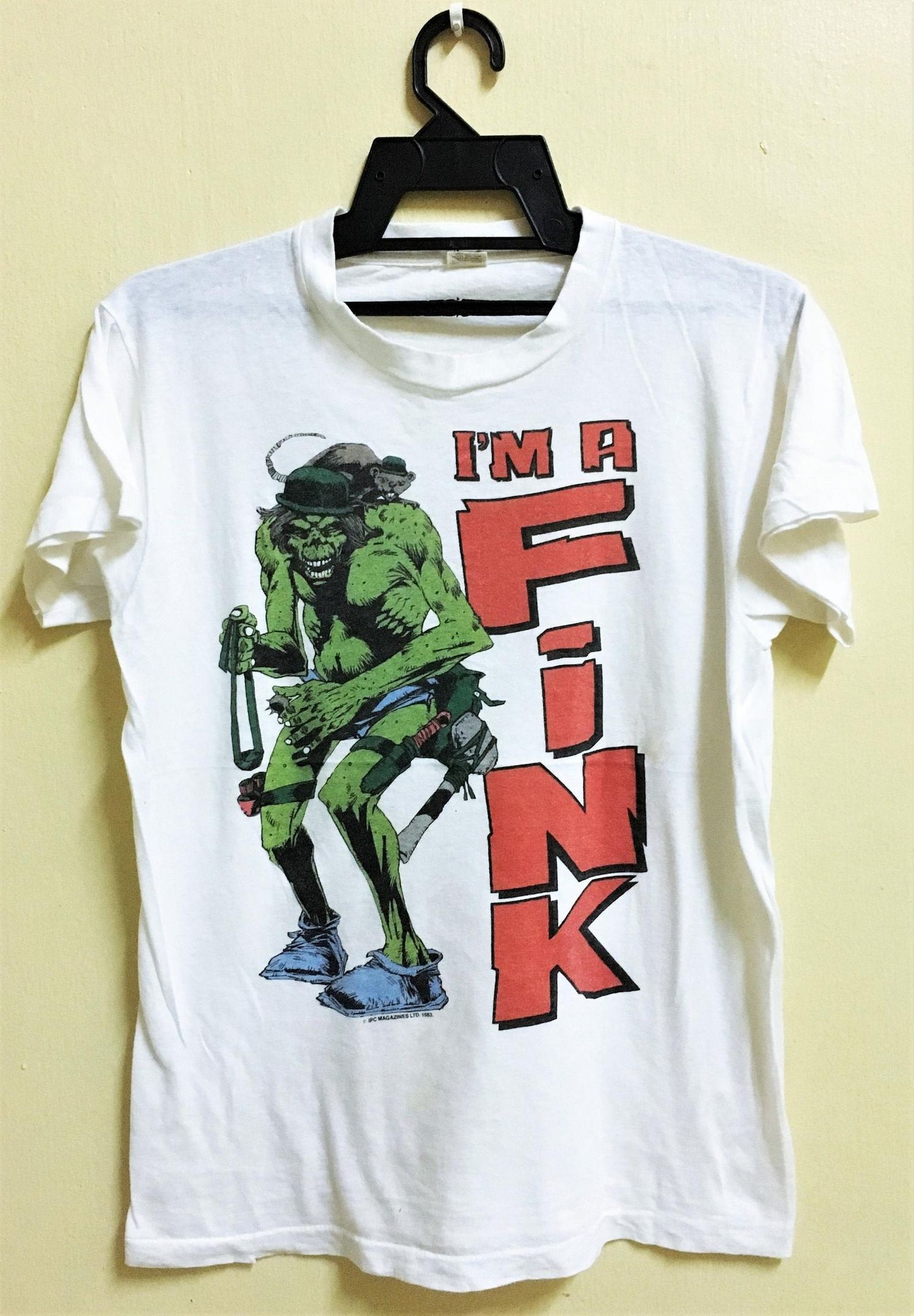 Vintage 80S 2000Ad The Fink Judge Dredd Comic Magazine T-Shirt Anthrax Punk Rock