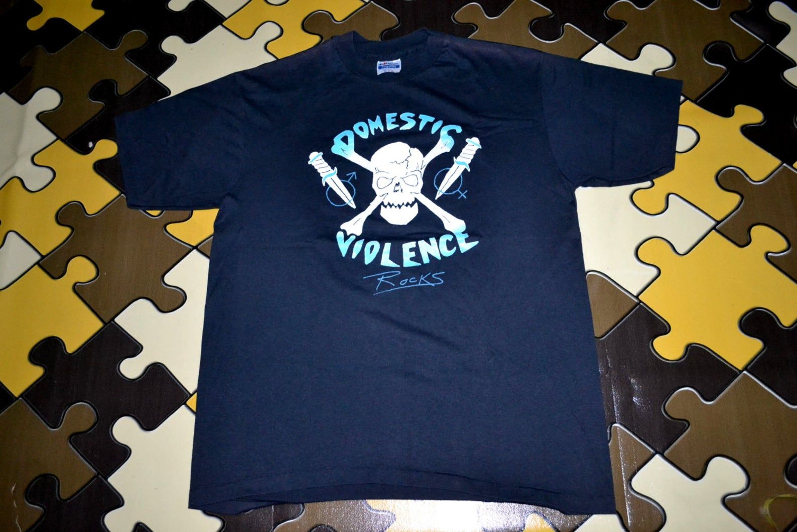 Vintage 80S 90S Domestic Violence Rocks Punk Rock Female Riot Grrrl T-Shirt