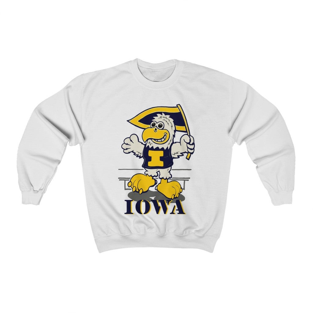 Vintage 80S Iowa Hawkeyes 1987 Mascot Spellout Sweatshirt 211222