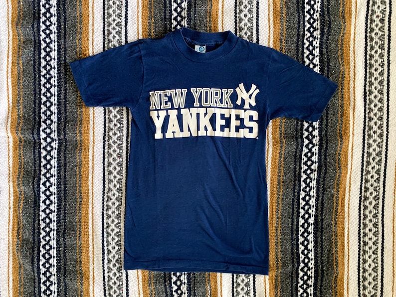Vintage 80S New York Yankees Mlb Baseball Single Stitch Graphic Shirt
