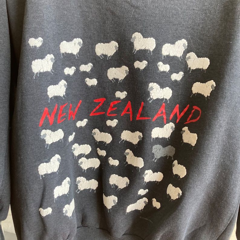 Vintage 80S New Zealand Sheep Sweatshirt