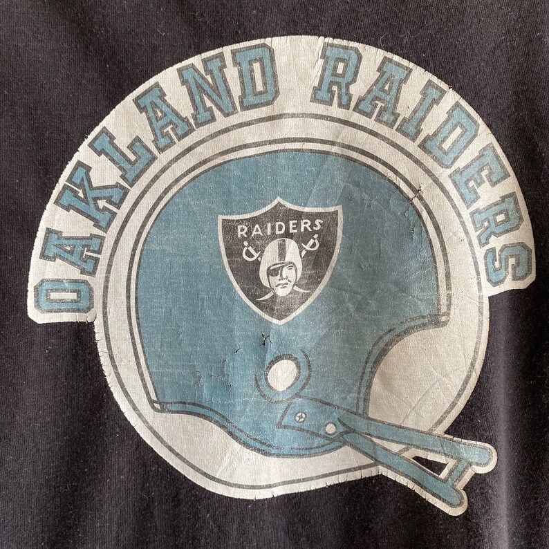 Vintage 80S Oakland Raiders Cutneck T Shirt