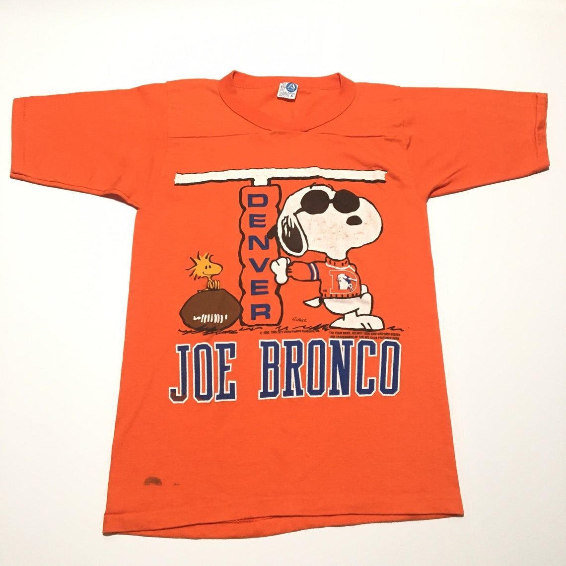 Vintage 80s Snoopy Denver Broncos shirt