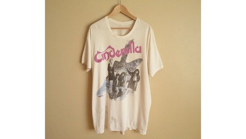 Vintage 80S Unisex White Cinderella Long Cold Winter Tour 1988 89 T Shirt Hair Metal Street Metal Size Xxl Worn Soft Glam Metal
