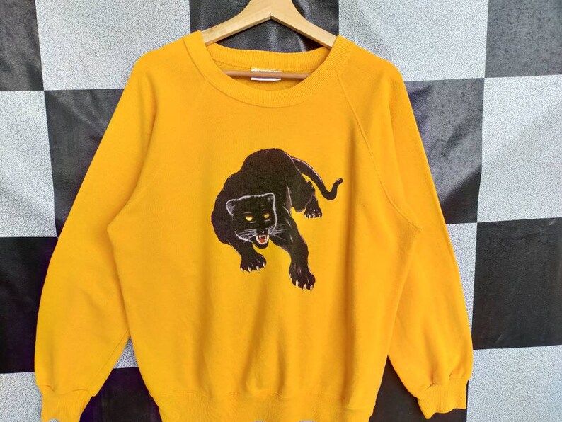 Vintage 90S Bassett Walker Crewneck Sweatshirt Black Panther Big Print Pullover Sweatshirt Yellow Colour L Size Rare Item