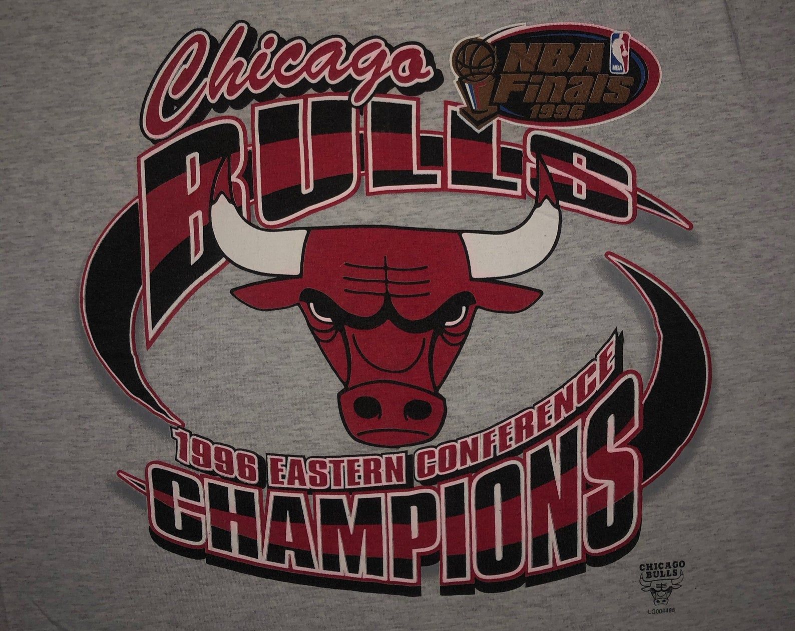 Vintage 90S Chicago Bulls T Shirt 1996 Nba Champions Michael Jordan The Last Dance Logo 7