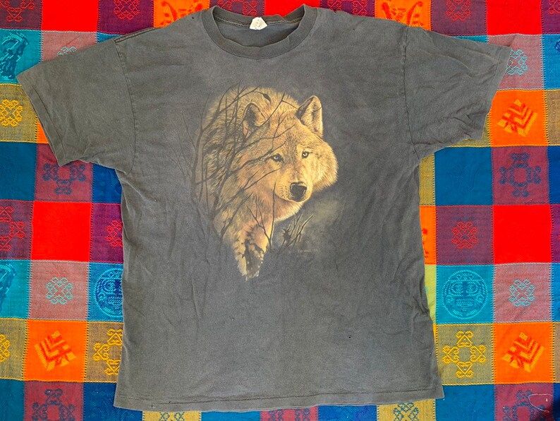 Vintage 90S Distressed Wolf Tee
