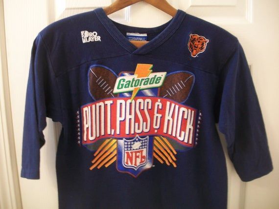 Vintage 90s Football shirt Chicago Bears Style Nfl Punt Pass Kick Comp shirt