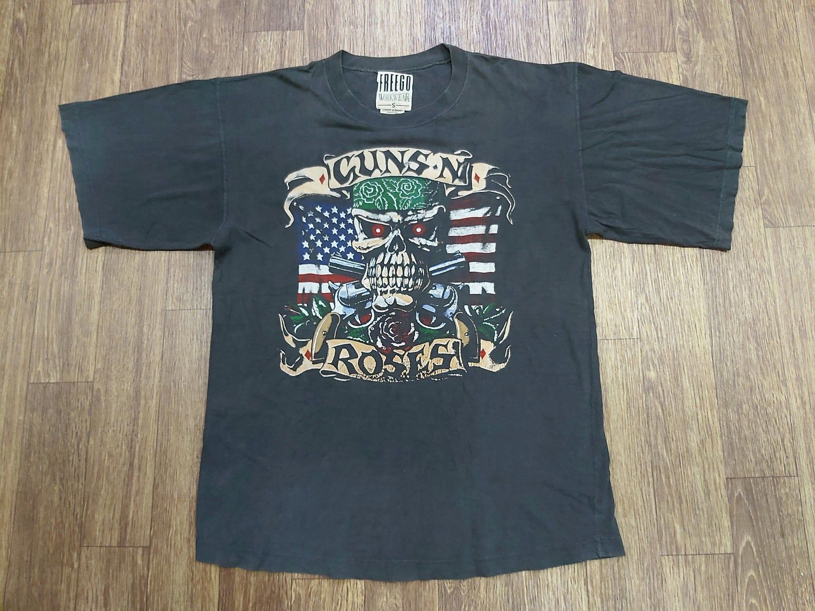 Vintage 90S Guns N' Roses Use Your Illusion Tour Concert Promo Bootleg Rare Design T-Shirt