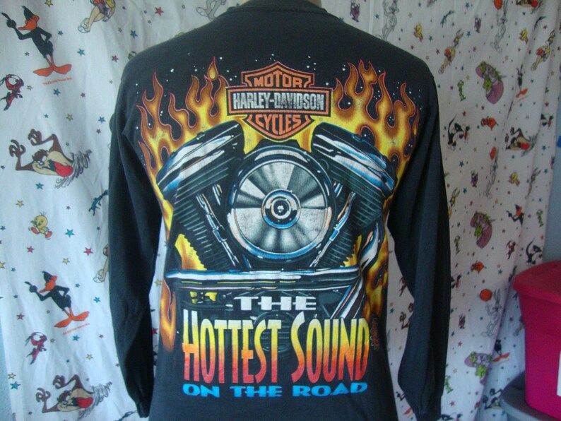 Vintage 90S Harley Davidson Motorcycle Emblem Long Sleeve Pocket T Shirt