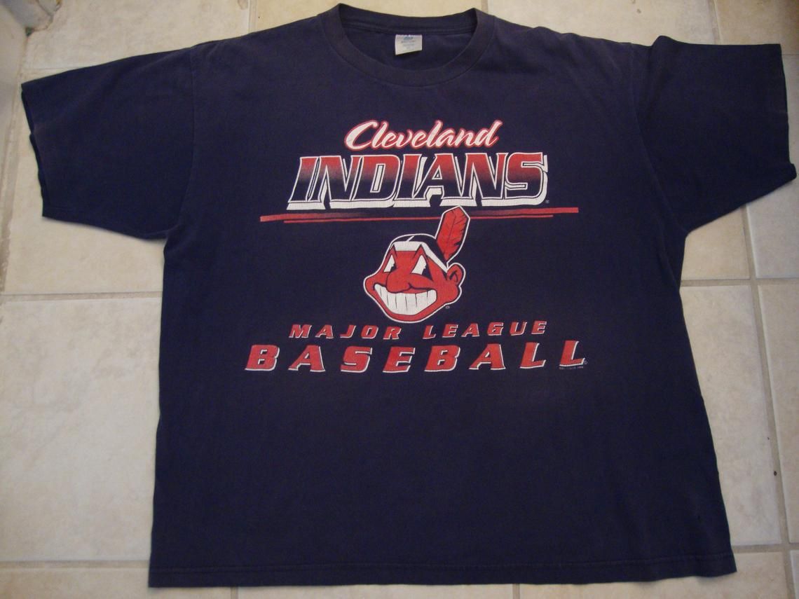 Vintage 90's MLB Cleveland Indians Baseball Sportswear Shirt