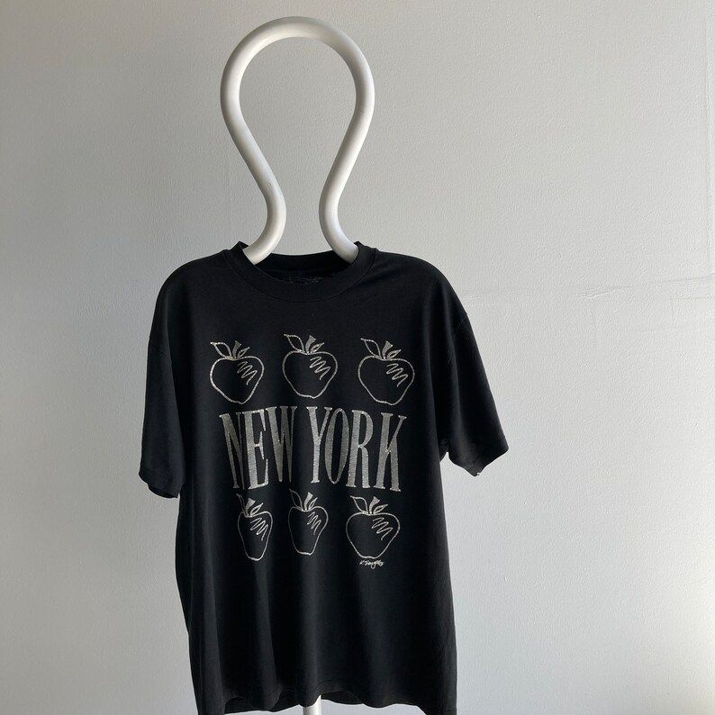 Vintage 90S New York Apple So So T Shirt