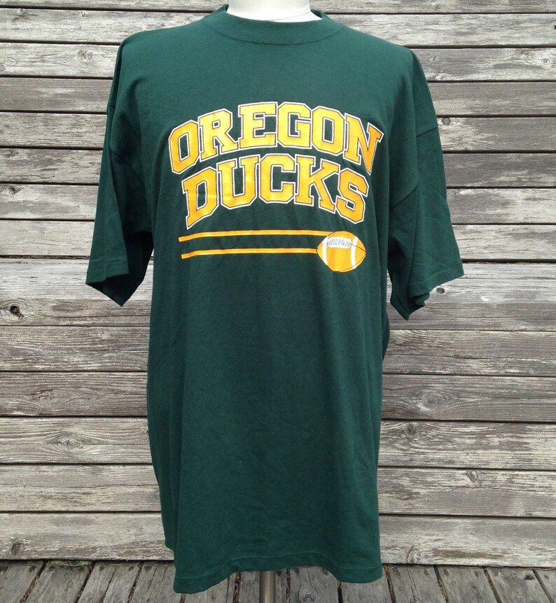 Vintage 90S Oregon Ducks Football T Shirt vintage 90s oregon ducks football t shirt oswpu