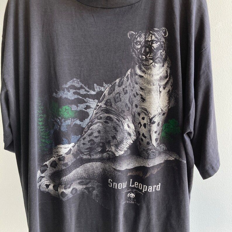 Vintage 90S Osfmany T Shirt Dress Snow Leopard World Wildlife Fund Well Worn vintage 90s osfmany t shirt dress snow leopard world wildlife fund well worn