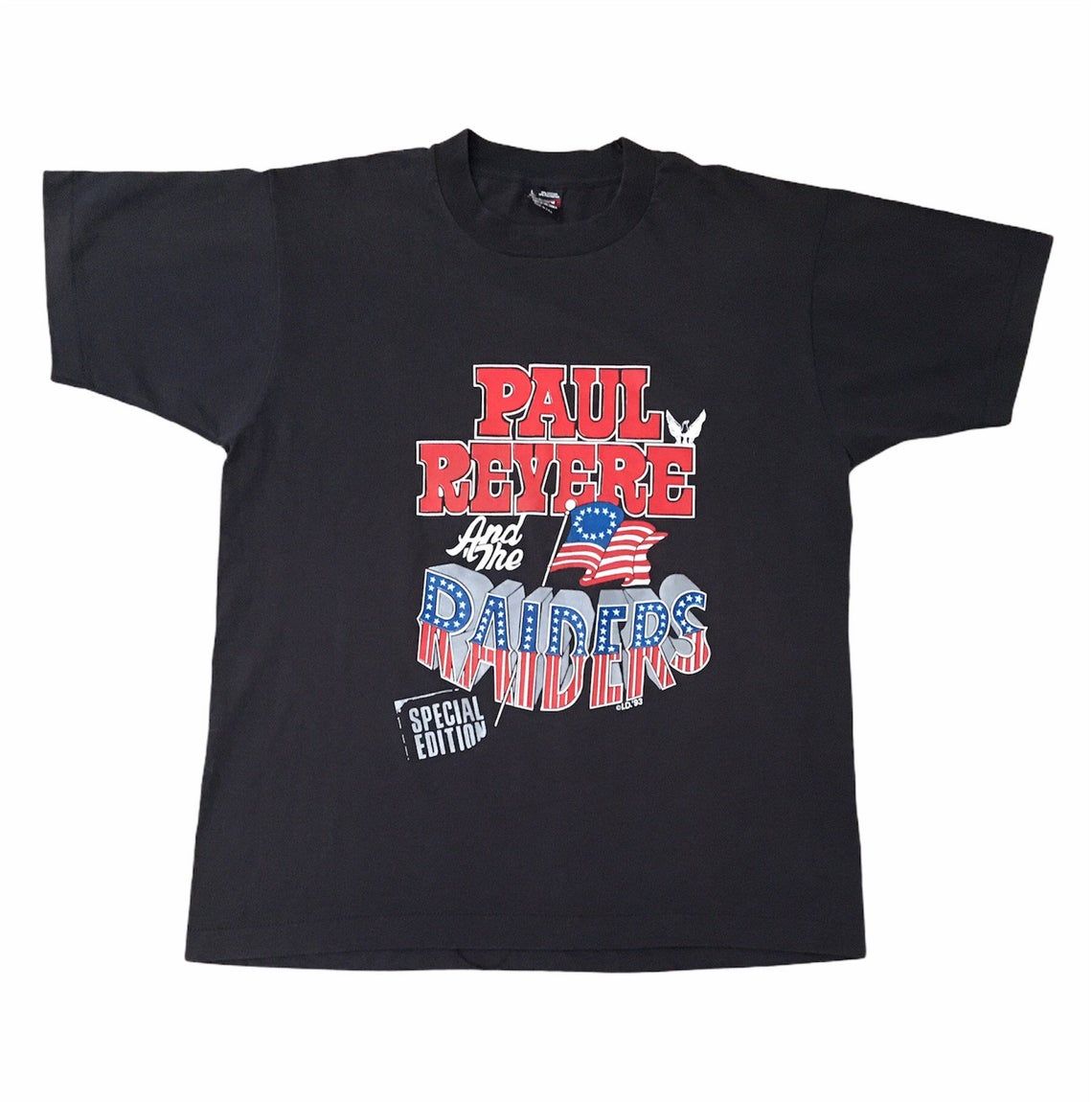 Vintage 90s Paul Revere And The Raiders Classic Rock shirt