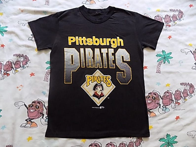 Vintage 90S Pittsburgh Pirates T Shirt Size Small By Garan 1991 Soft And Thin