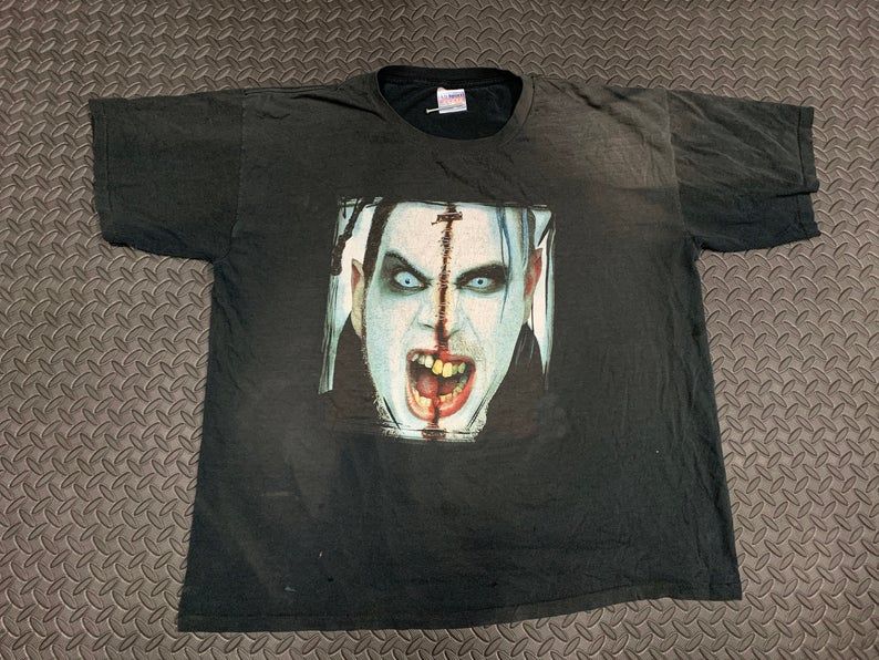 Vintage 90S Twiztid Freakshow 00 Distressed Rap Tee Graphic Shirt