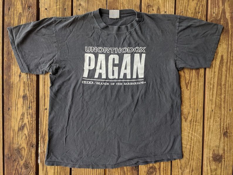 Vintage 90S Unorthodox Pagan Celtica Islands Of The Barbarians Single Stitch Tee